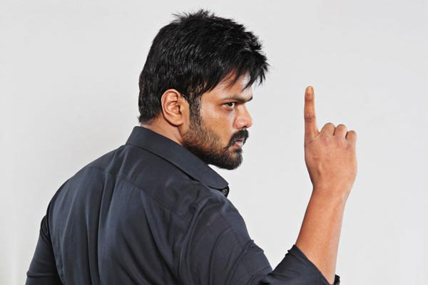 Manchu Manoj | శివాజీ తరఫున క్షమాపణలు చెప్పిన మంచు మనోజ్