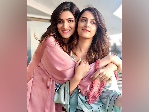 Nupur Sanon | మహేష్ బాబు హీరోయిన్కు షాక్ - అక్క కంటే ముందే పెళ్లి కబురు వినిపించిన చెల్లి