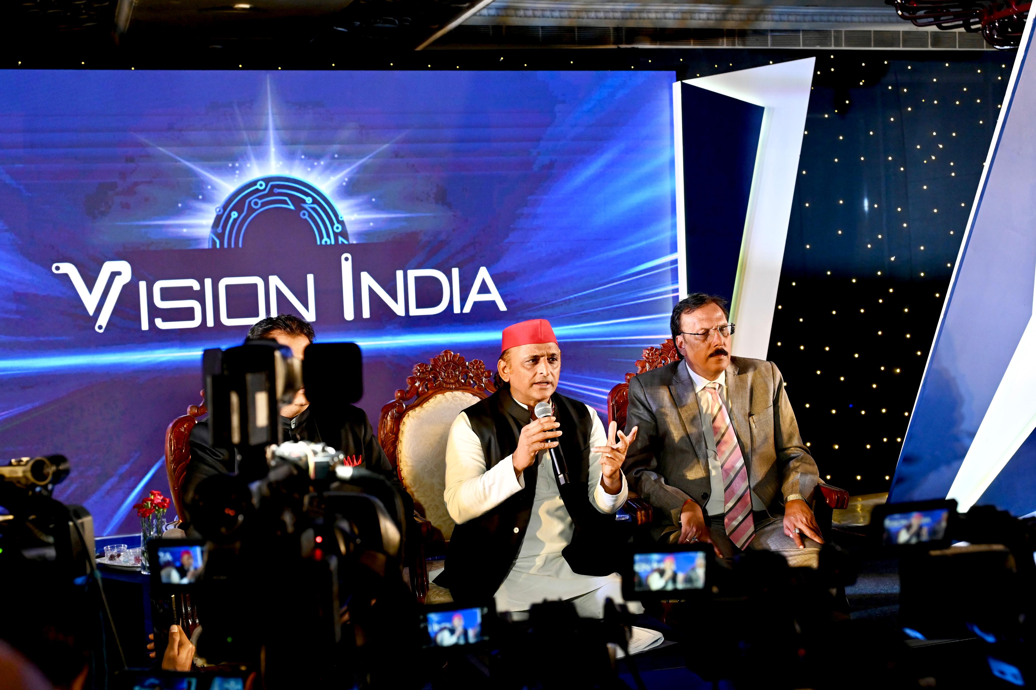 Vision India Summit | ఎన్నికల్లో బీజేపీ గెలవడానికే ఎస్ఐఆర్: అఖిలేశ్ యాదవ్