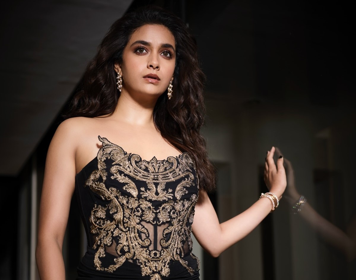 Keerthy Suresh | పెళ్లి బరాత్లో కీర్తి సురేష్ స్టెప్పులు - వీడియో వైరల్