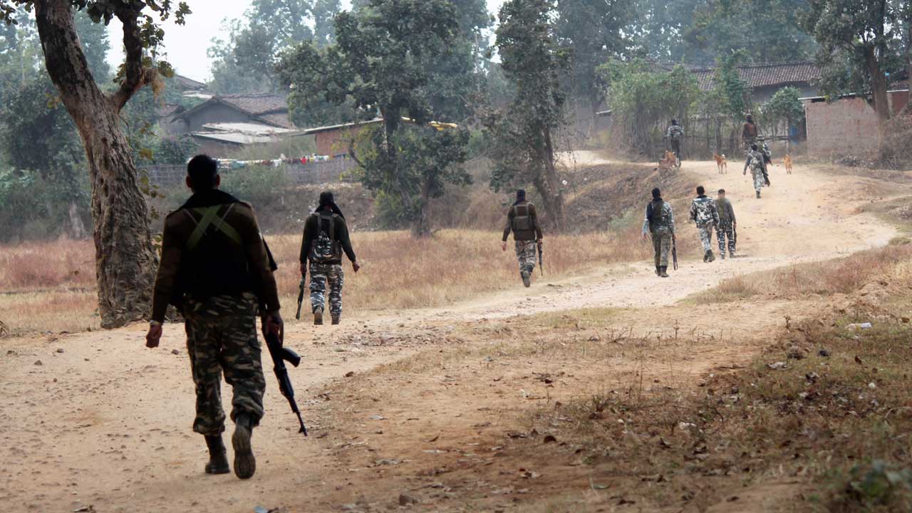 Maoists | ఛత్తీస్గఢ్లో మళ్లీ తూటాల వర్షం.. ముగ్గురు మావోయిస్టులు హతం