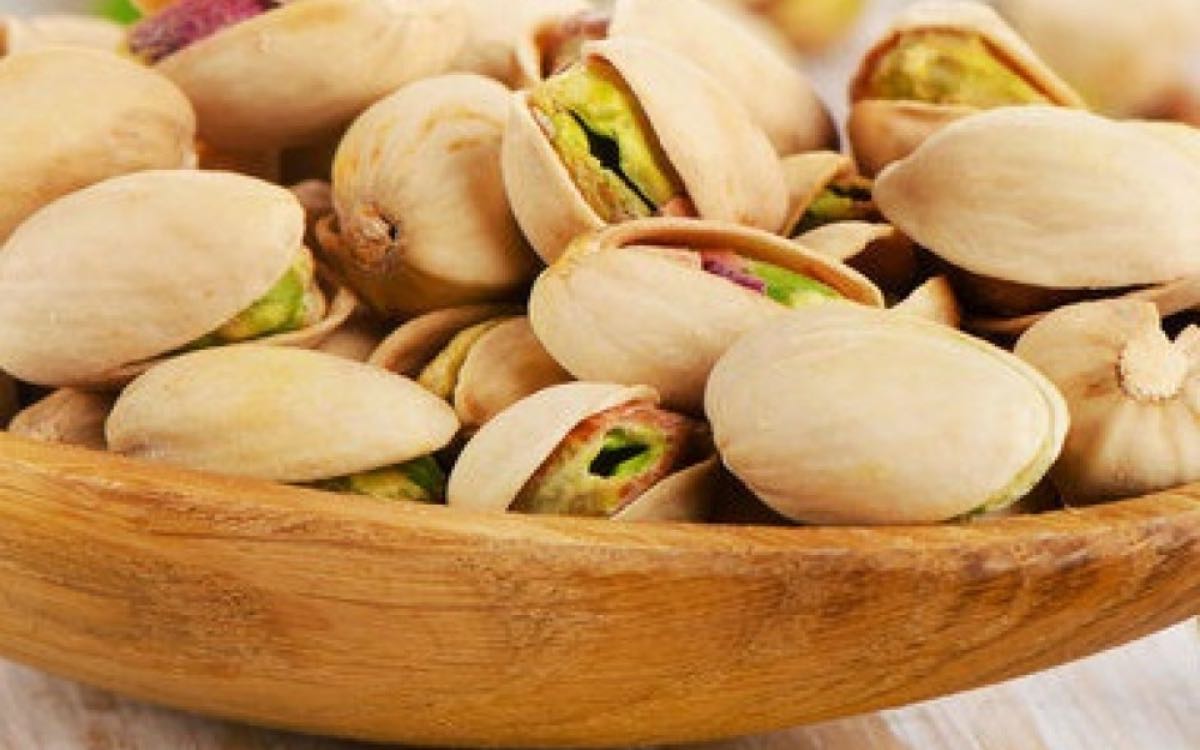 Pistachios | రాత్రి పూట పిస్తా పప్పు తింటే.. షుగర్ ఉన్నవారికి ఎంతో మేలు..!
