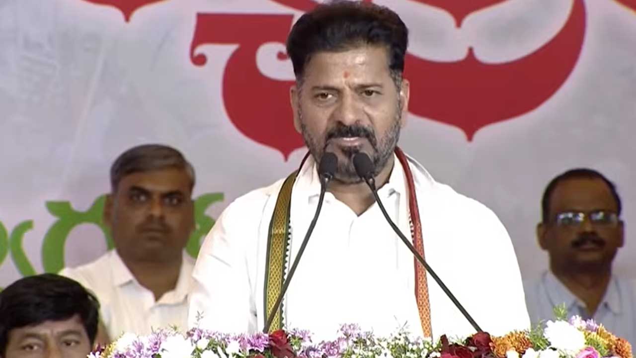 Revanth Reddy | గ్రామ పంచాయతీలకు ప్రత్యేకంగా రూ. 10 లక్షలు.. సీఎం రేవంత్ న్యూఇయర్ కానుక