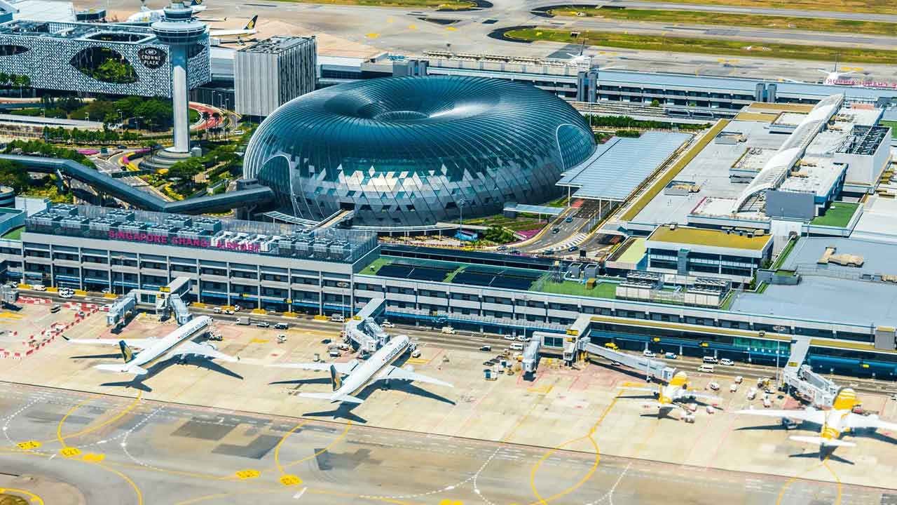 Airports | ఈ 4 ఎయిర్పోర్టులు టూరిస్ట్ ప్లేస్లకు ఏ మాత్రం తీసిపోవు!