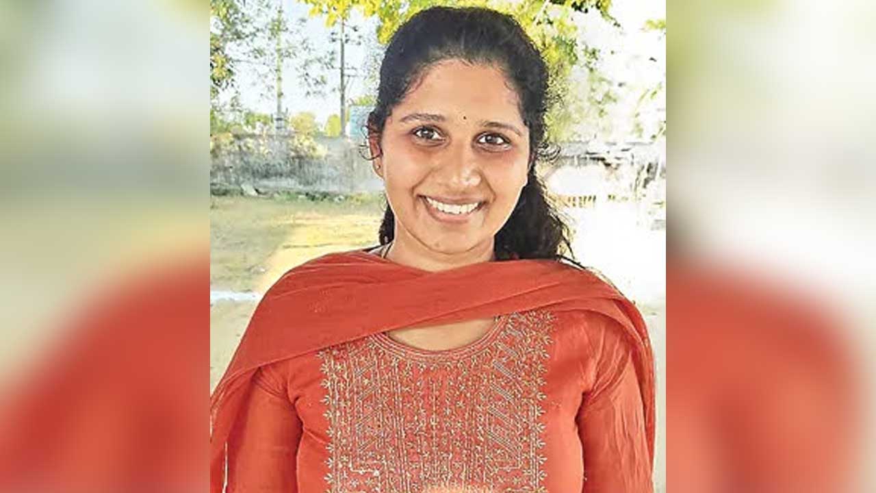 Panchayath Elections | అమెరికా నుంచి వచ్చిన మామ ఓటుతో గెలిచిన కోడలు