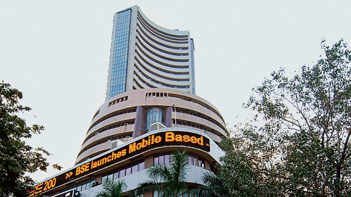 Indian Stock Markets | క్రాష్ అవుతున్న భారత స్టాక్ మార్కెట్లు.. శుక్రవారం గ్యాప్ డౌన్తో ఓపెన్