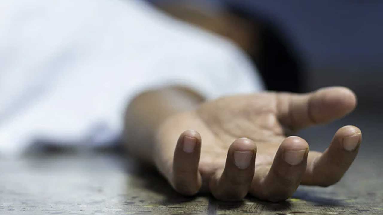Suicide | స్కూల్ ఐడీ కార్డు ట్యాగ్తో ఉరేసుకున్న 9 ఏండ్ల బాలుడు..!