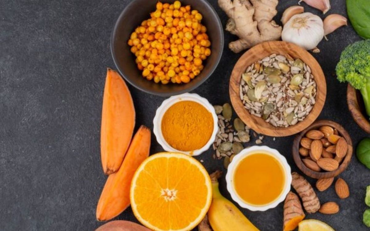 Winter Foods | వెచ్చదనం, ఇమ్యూనిటీ.. రెండింటినీ ఇచ్చే ఆహారాలు ఇవి.. ఈ సీజన్లో తీసుకోవాల్సిందే..!