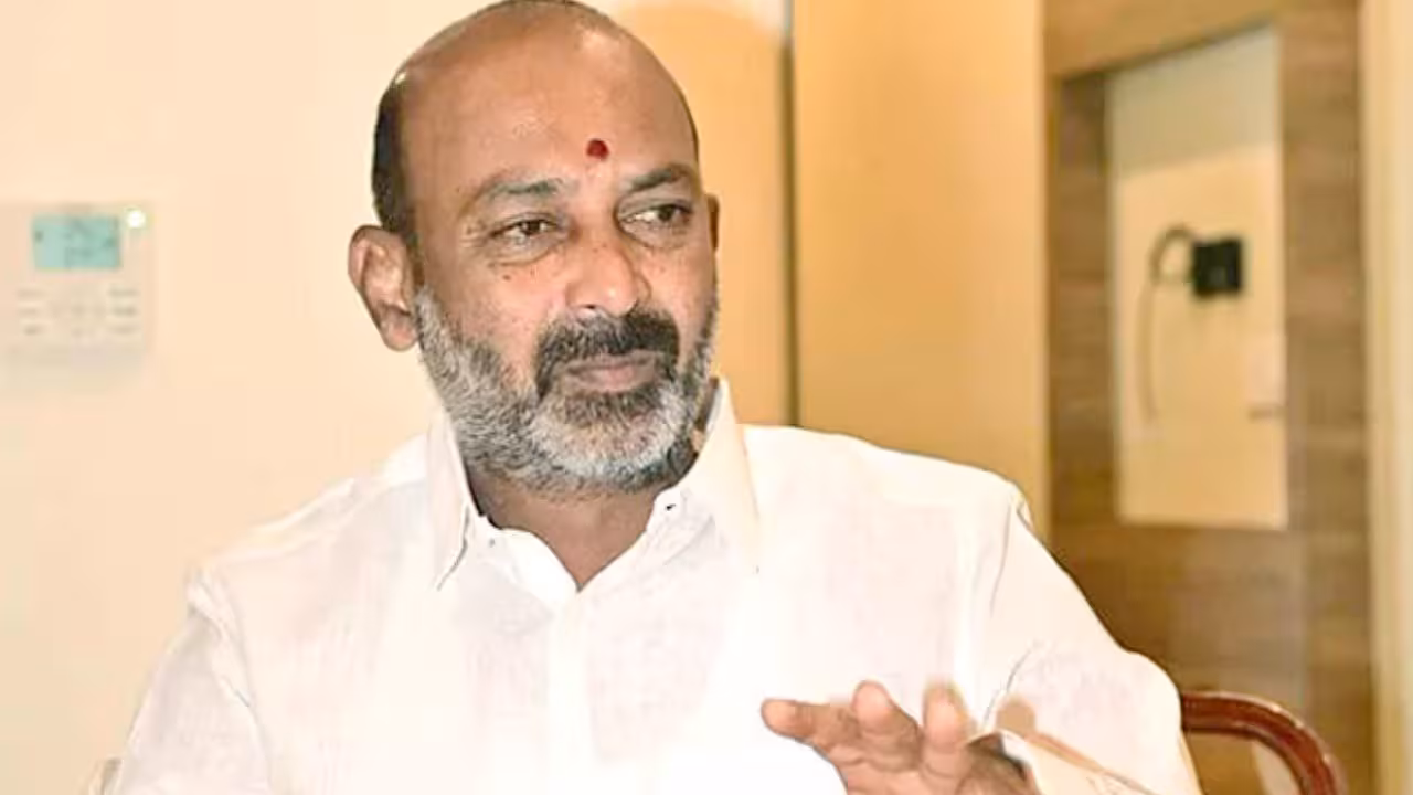 Bandi Sanjay | నాసిక్ లవ్ జిహాద్ కేసు.. తెలంగాణ ప్రభుత్వానికి బండి సంజయ్ కీలక సూచన..