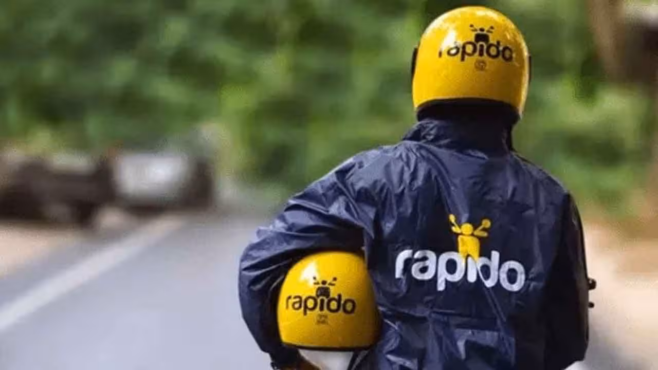 Bike Taxis | బైక్ టాక్సీలకు ఓకే చెప్పిన కర్ణాటక హైకోర్టు.. బెంగళూరులో నిషేధం ఎత్తివేత..