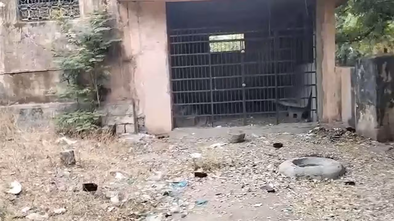 Hyderabad | మాట్లాడుకుందామని పిలిచి.. యువతిని కొట్టి చంపేశాడు..