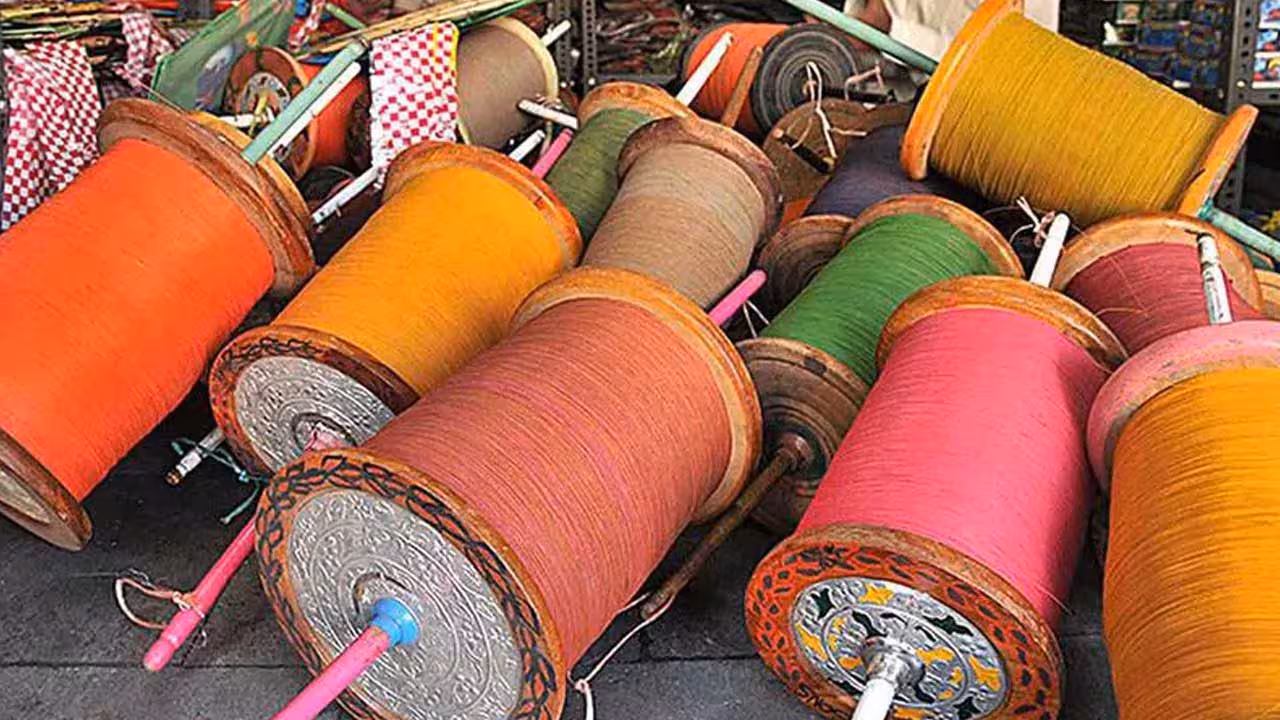 China Manja | బాలుడి మెడకు చుట్టుకున్న చైనా మాంజా.. 20 కుట్లు వేసిన వైద్యులు
