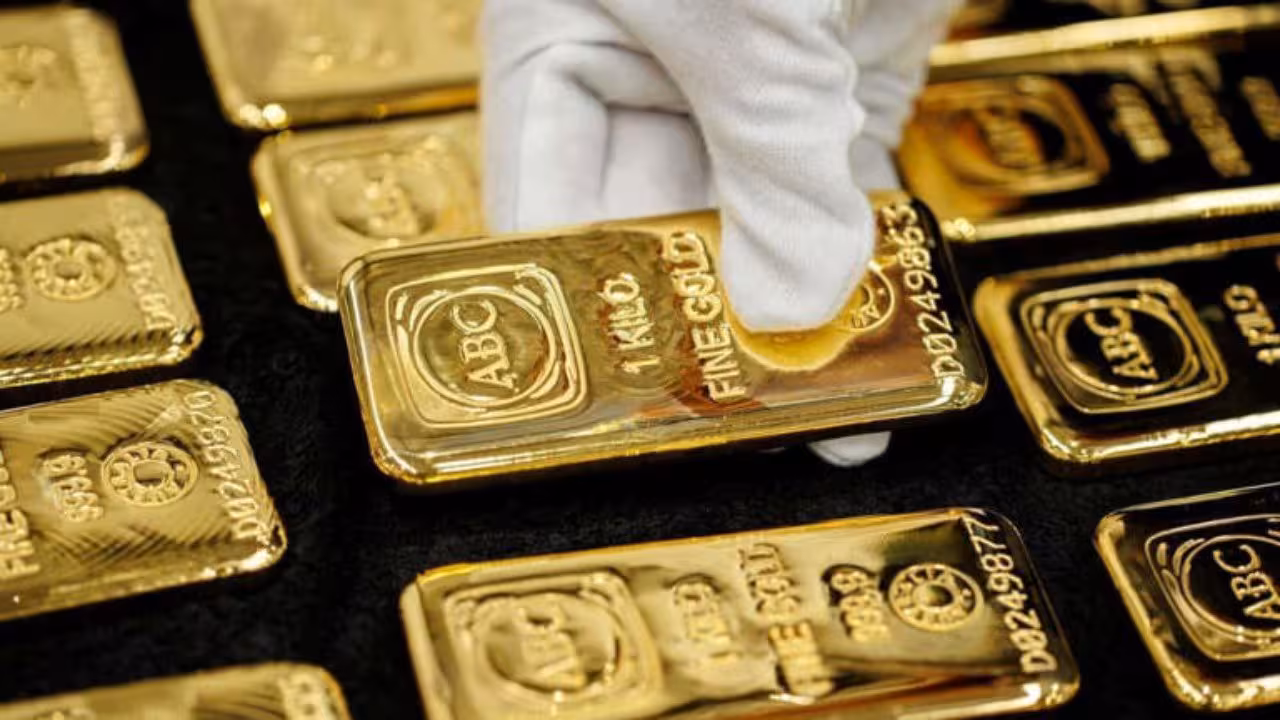 5th Jan 2026 Gold And Silver Rates | వెనెజువెలాపై అమెరికా చర్య ఎఫెక్ట్.. పెరిగిన బంగారం ధరలు..