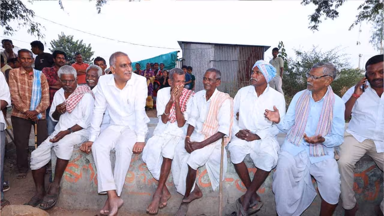 Harish Rao | కేసీఆర్ ఉన్నప్పుడు అన్ని బాగుండే..! హరీశ్రావుతో వృద్ధుల ఆవేదన..!!
