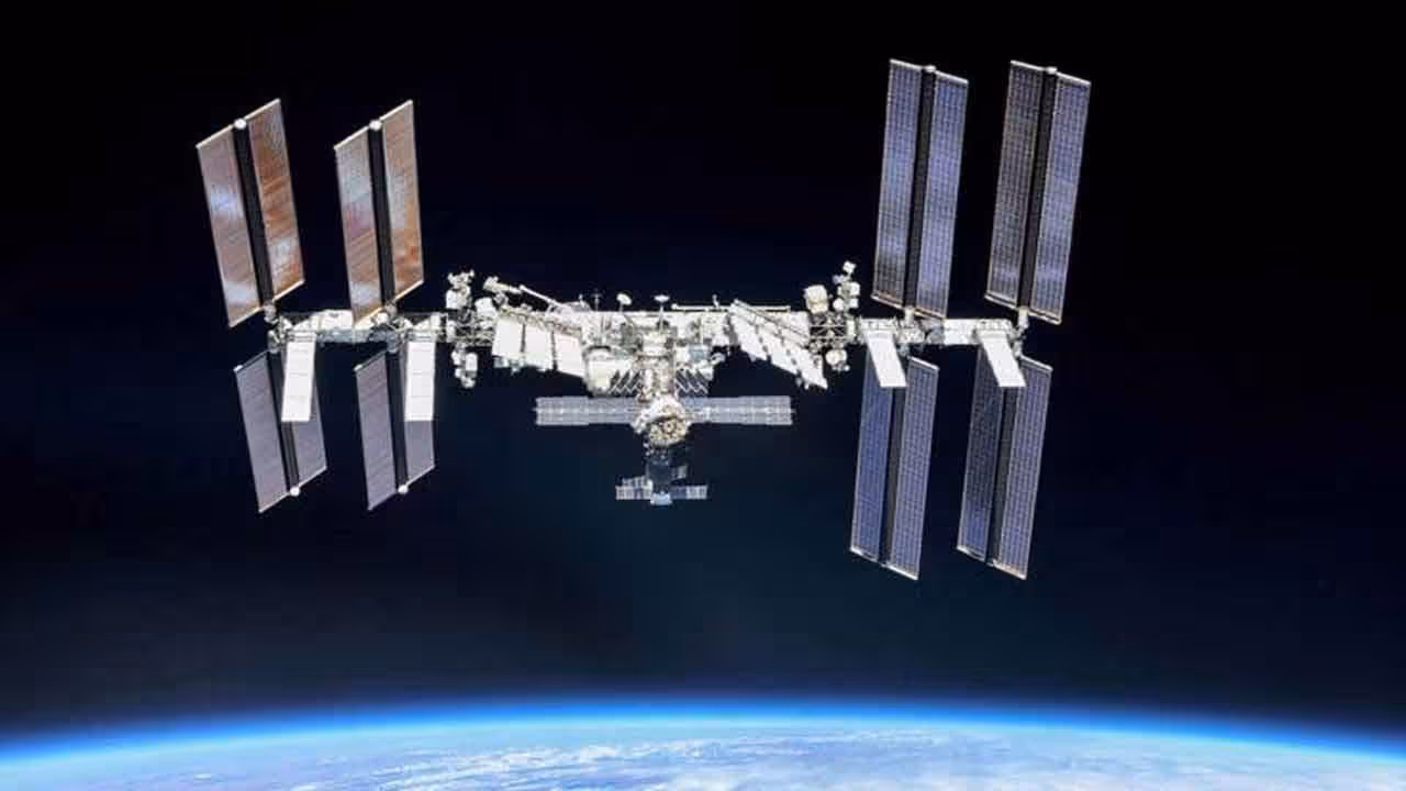 NASA | నాసా స్పేస్ వాక్ వాయిదా.. అనారోగ్యం బారిన పడిన వ్యోమగామి, భూమికి తరలింపు..