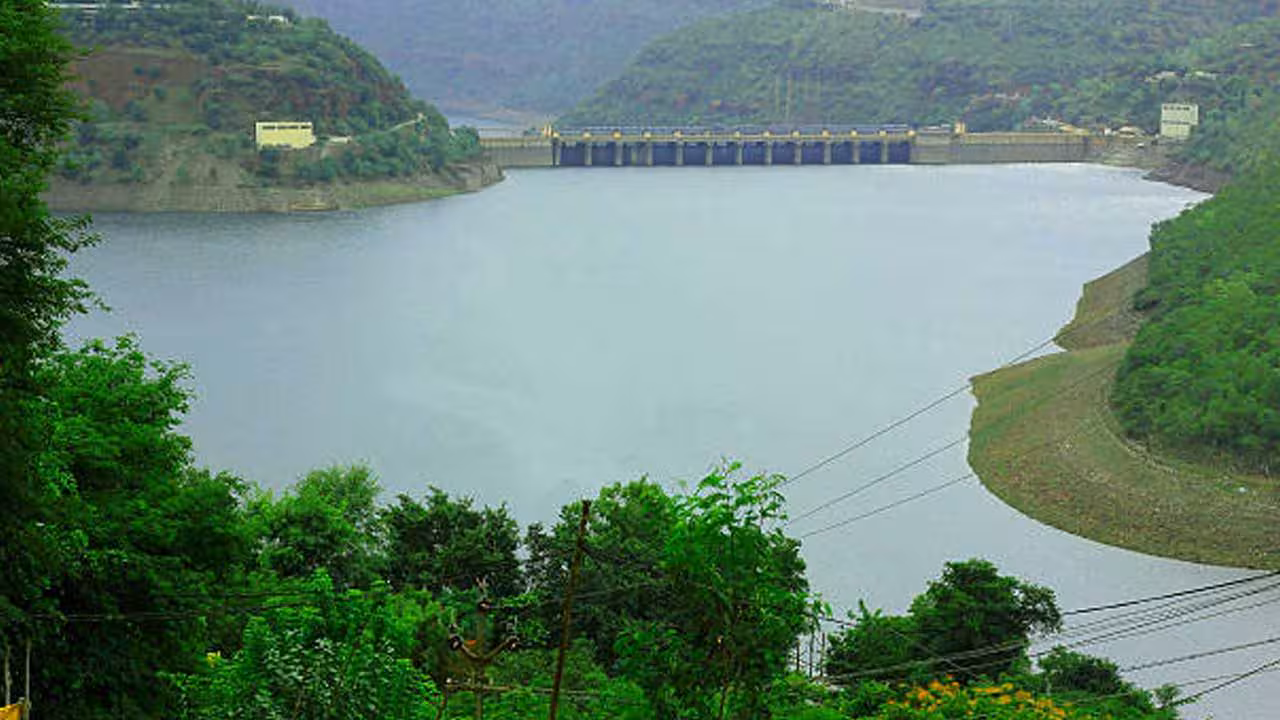 Telangana – AP | తెలుగు రాష్ట్రాల మధ్య నదీ జలాల వివాదాల పరిష్కారానికి కమిటీ..!