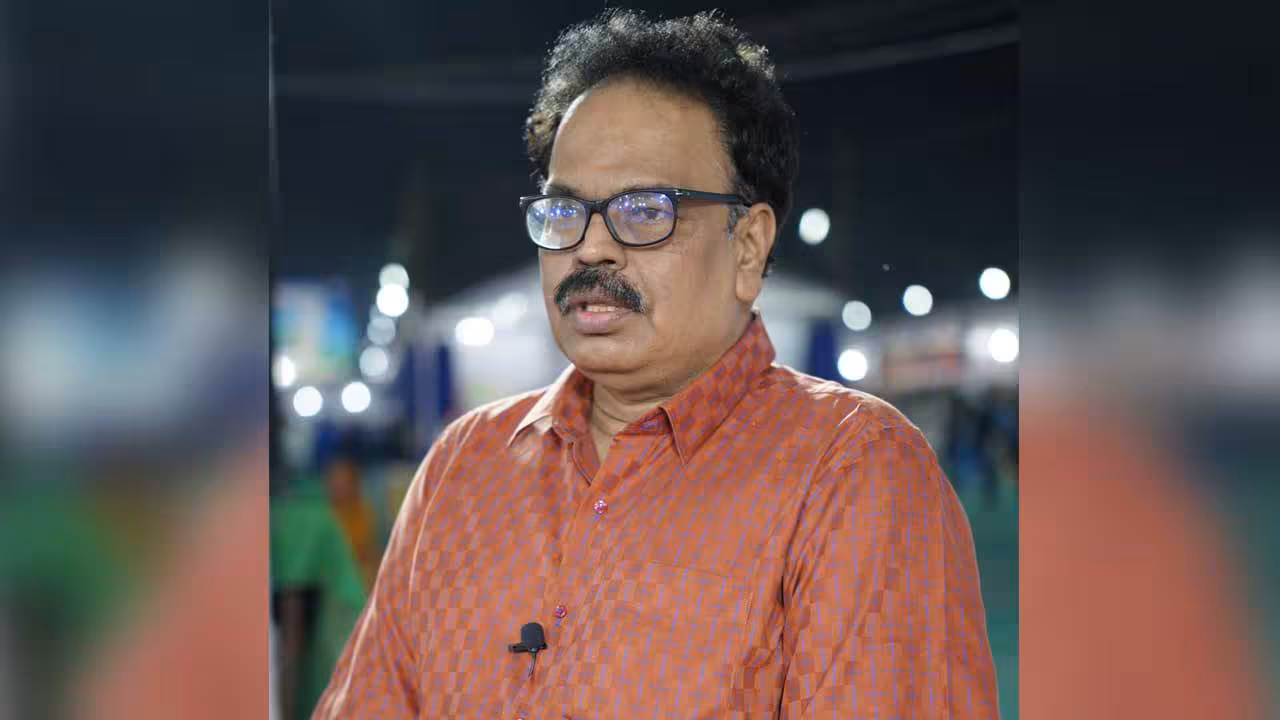K Srinivas | పాత్రికేయులను బలి చేయొద్దు..! మాజీ ఎడిటర్ కే శ్రీనివాస్