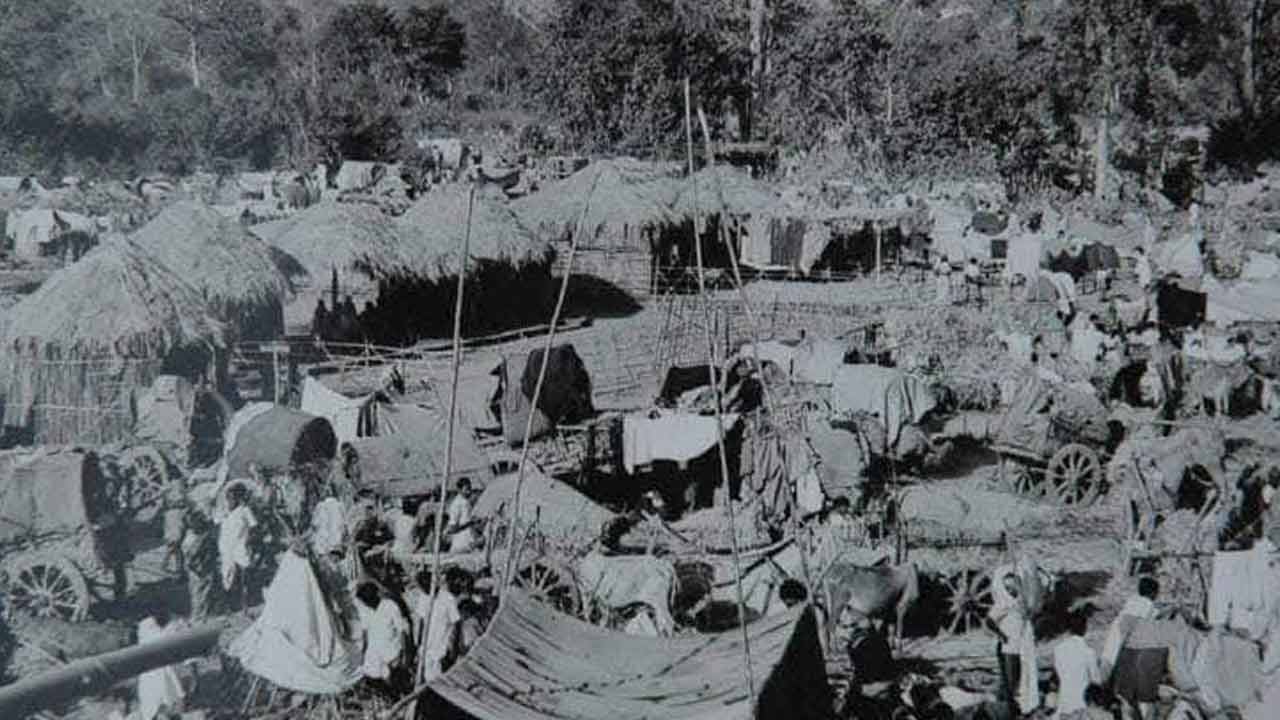 Medaram Jathara | 50 ఏళ్ల క్రితం మేడారం జాతర.. ఆశ్చర్యపరుస్తున్న ఫొటోలు - Image 13