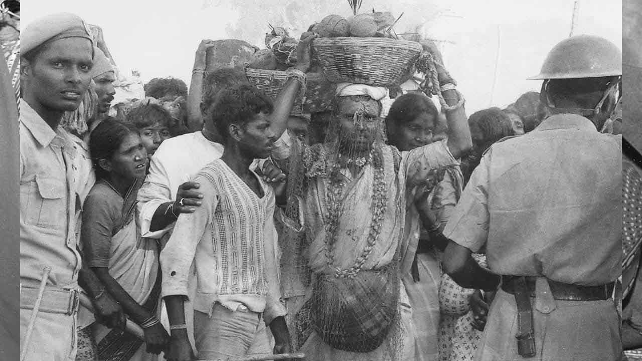 Medaram Jathara | 50 ఏళ్ల క్రితం మేడారం జాతర.. ఆశ్చర్యపరుస్తున్న ఫొటోలు - Image 9