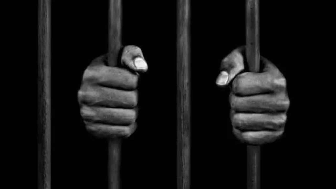 Murder | రోజూ తాగివచ్చి వేధిస్తున్నాడని.. భర్తను చంపిన భార్య