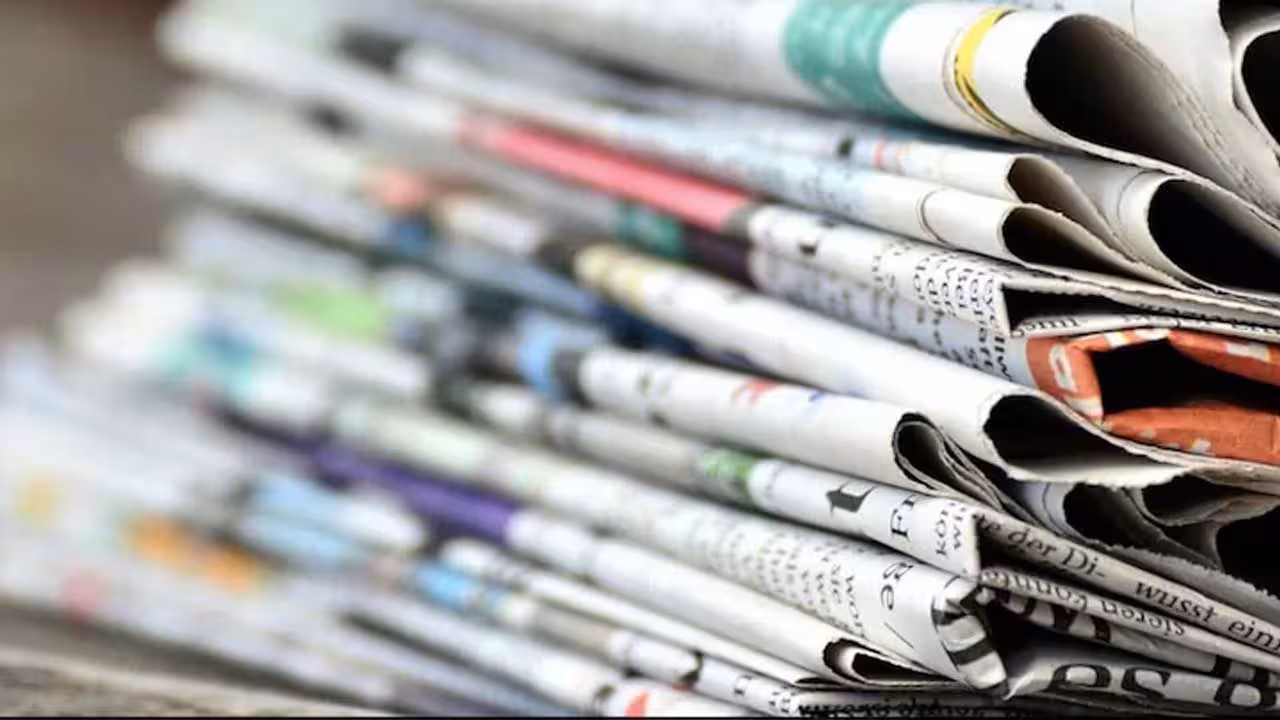 News Paper Reading | ప్రభుత్వ పాఠశాలల్లో వార్తా పత్రికల పఠనం తప్పనిసరి