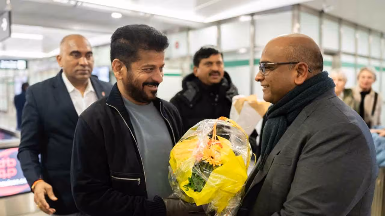 CM Revanth Reddy | దావోస్ చేరుకున్న సీఎం రేవంత్ రెడ్డి.. ఘన స్వాగతం పలికిన ప్రవాసులు..