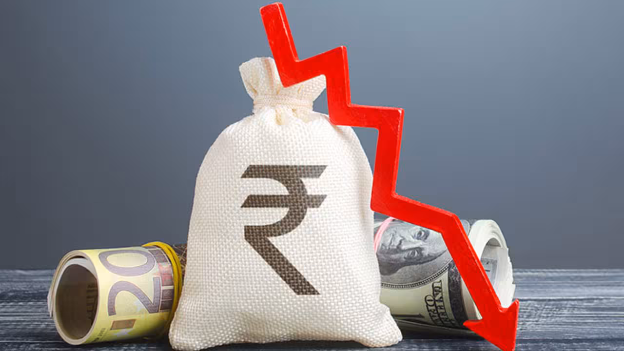 Rupee Value | మరింత దిగజారి.. లైఫ్టైమ్ కనిష్ఠానికి రూపాయి విలువ