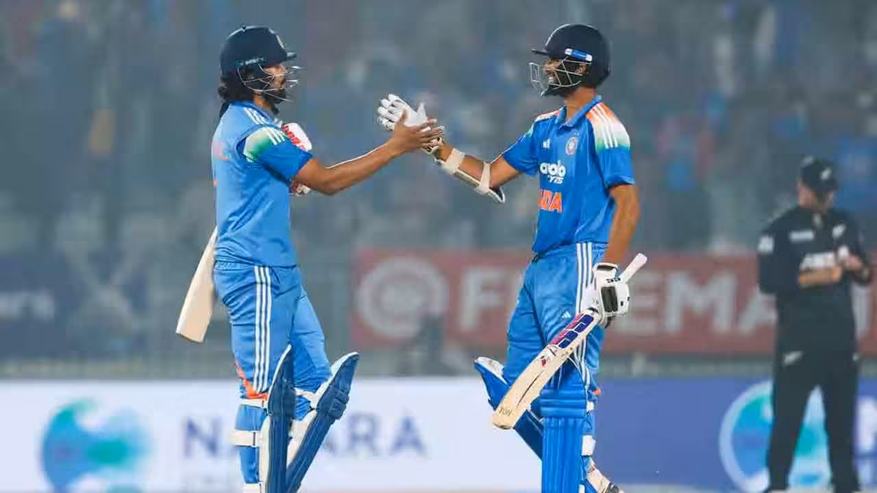 IND Vs NZ | తొలి మ్యాచ్ లో టీమిండియా విజయం.. కోహ్లికి మళ్లీ ప్లేయర్ ఆఫ్ ది మ్యాచ్ అవార్డు..