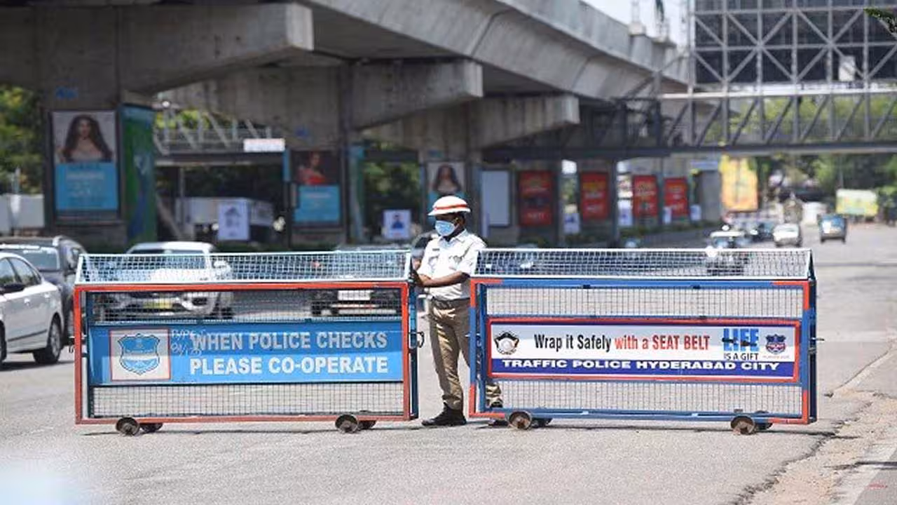 Traffic Restrictions | వాహనదారులకు అలర్ట్.. నేటి నుంచి జూబ్లీహిల్స్ చెక్పోస్టు వద్ద ట్రాఫిక్ ఆంక్షలు