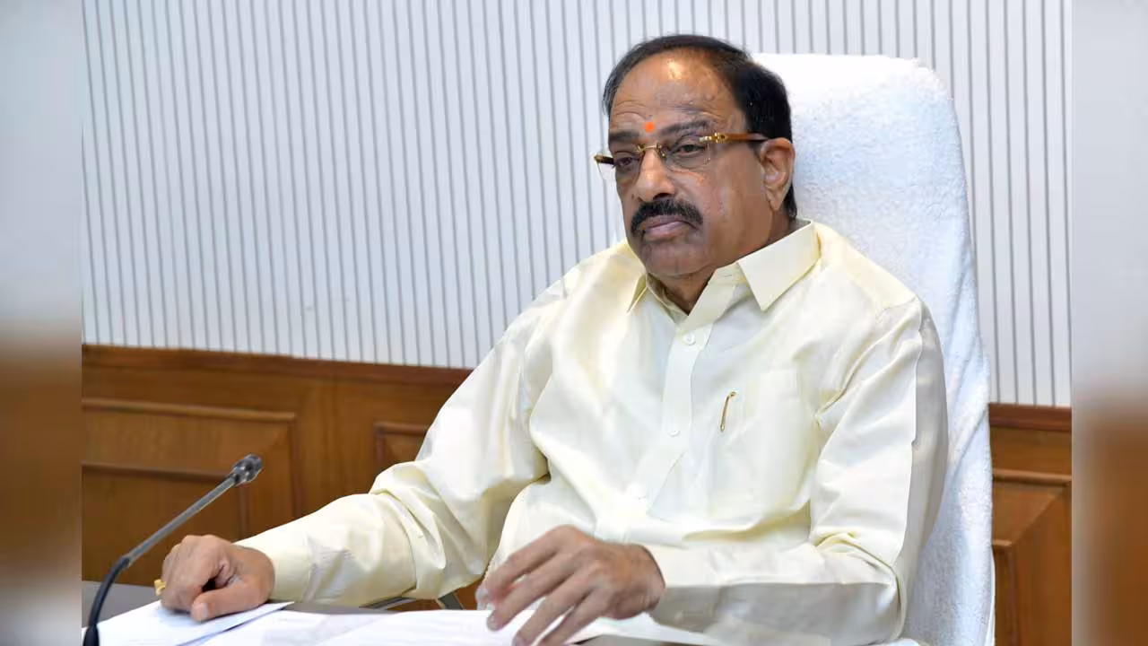 Tummala Nageshwar Rao | కేబినెట్ భేటీకి మంత్రి తుమ్మల డుమ్మా..! కారణం అదేనా..?