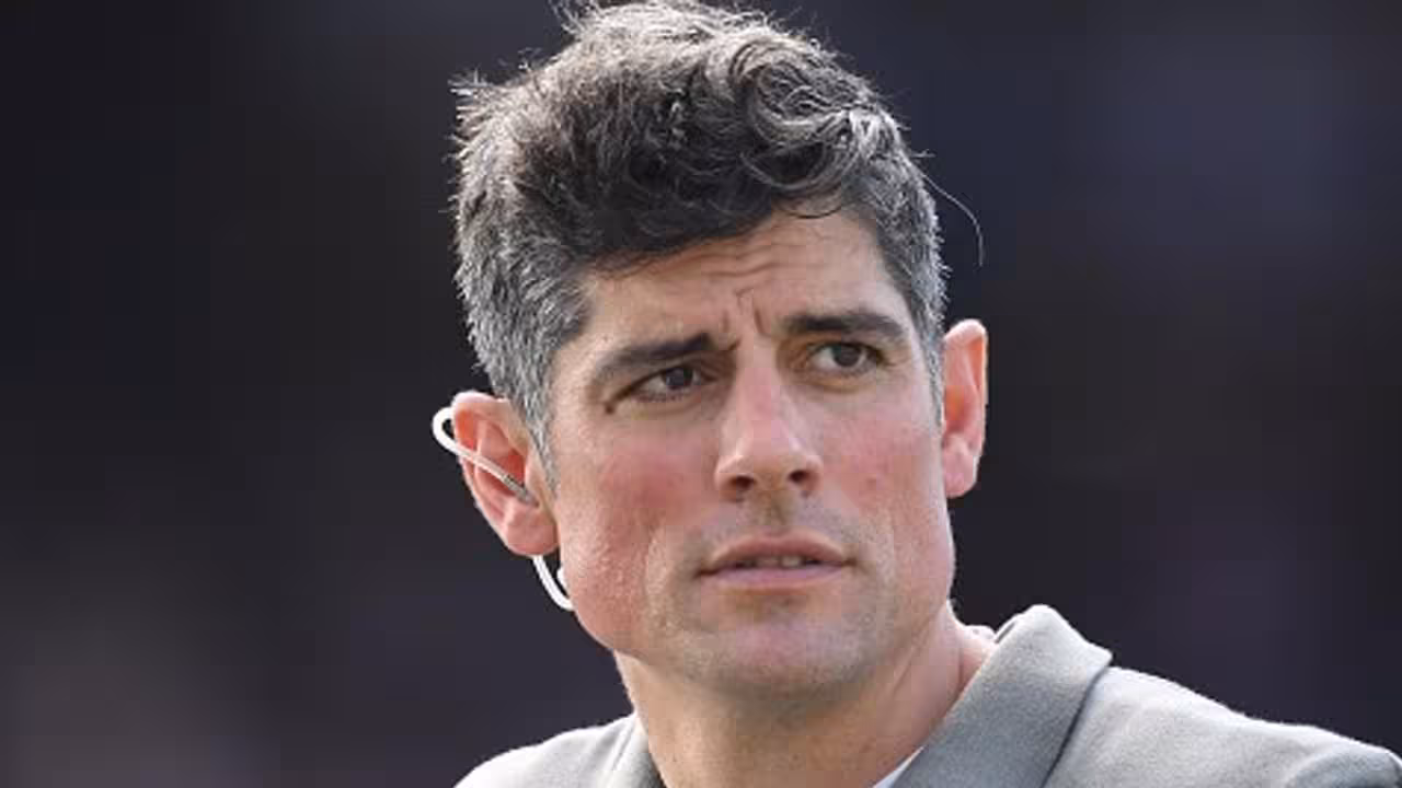 Alastair Cook | నో-హ్యాండ్ షేక్.. భారత్-పాకిస్తాన్ ఆటగాళ్లపై అలిస్టర్ కుక్ సంచనల వ్యాఖ్యలు..