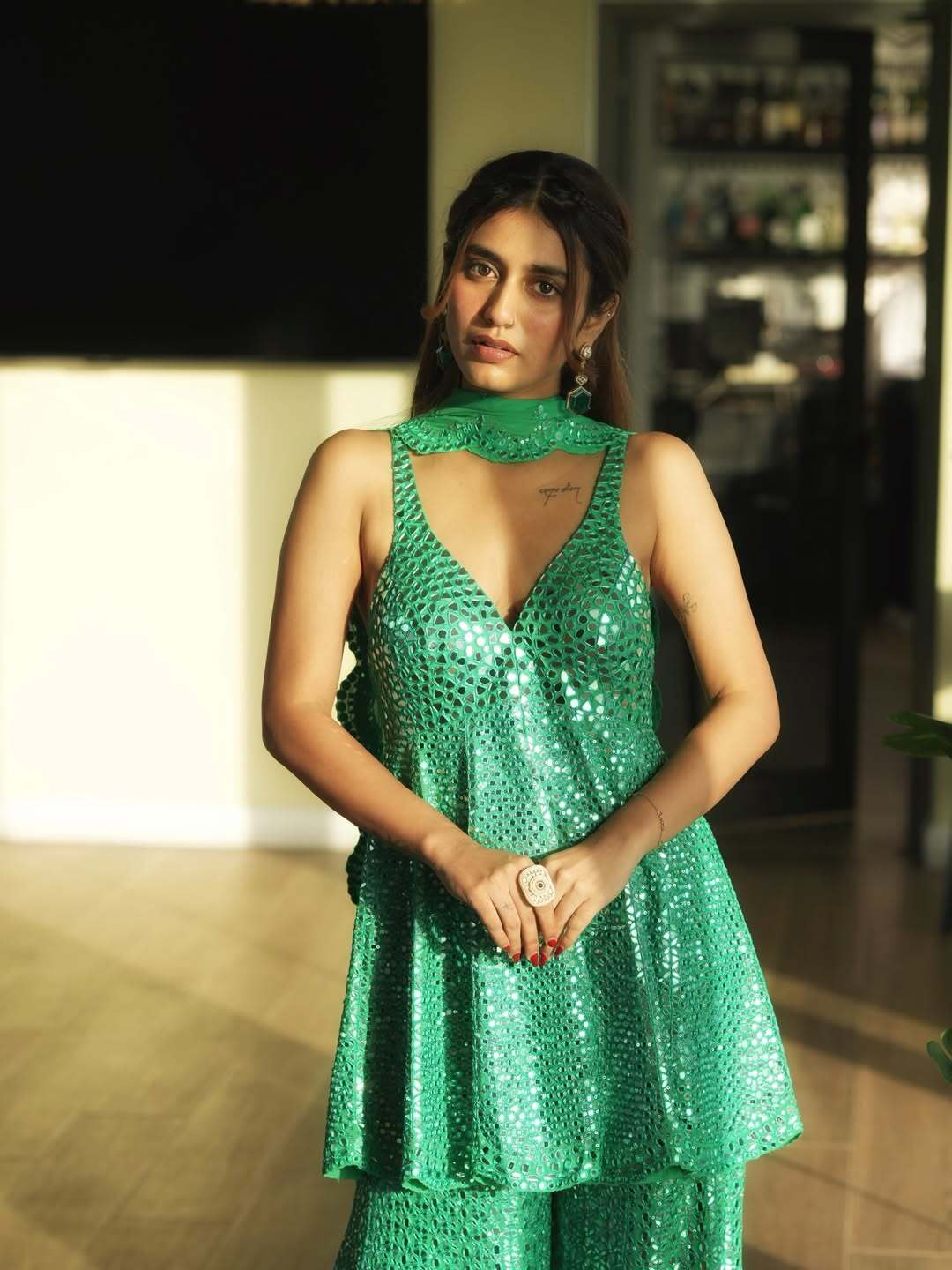 హిందీలో ప్రియా ప్రకాష్ వారియర్ నటించిన త్రీ మంకీస్, లవ్ హ్యాకర్స్ రిలీజ్కు రెడీగా ఉన్నాయి.