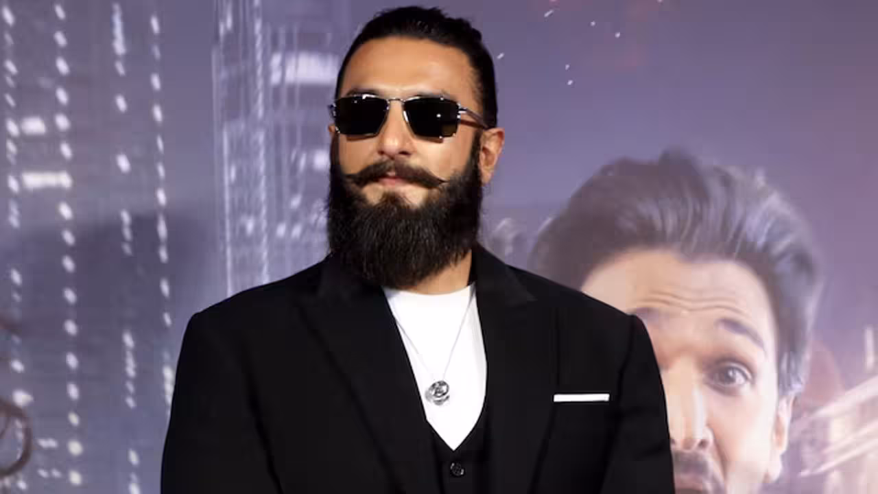 Ranveer Singh | రూ.10 కోట్లు ఇవ్వండి.. రణ్వీర్ సింగ్కు బిష్ణోయ్ గ్యాంగ్ బెదిరింపులు