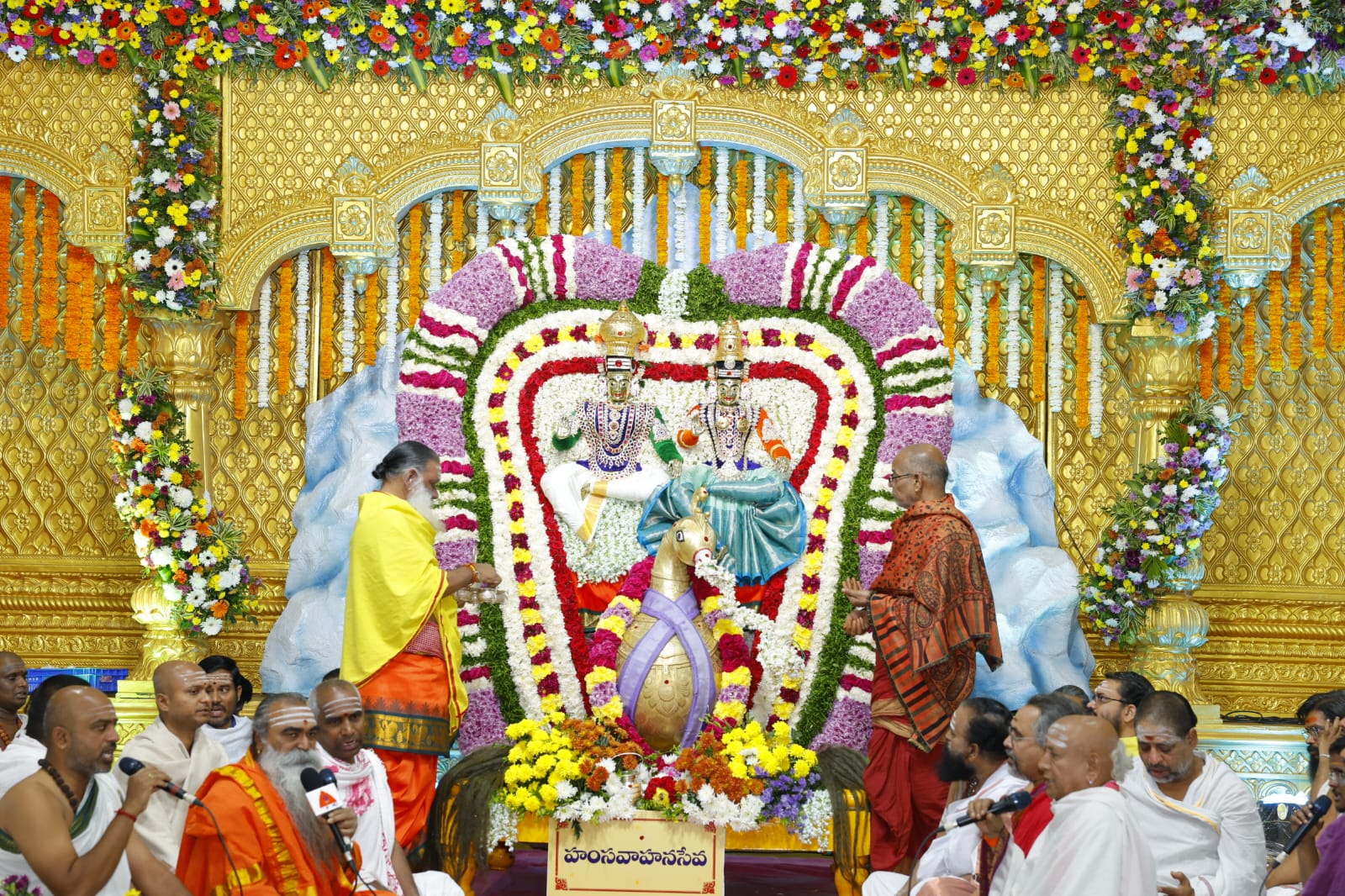 శ్రీశైలం భ్రమరాంబ సమేత మల్లికార్జున స్వామి బ్రహ్మోత్సవాల దృశ్యాలు..