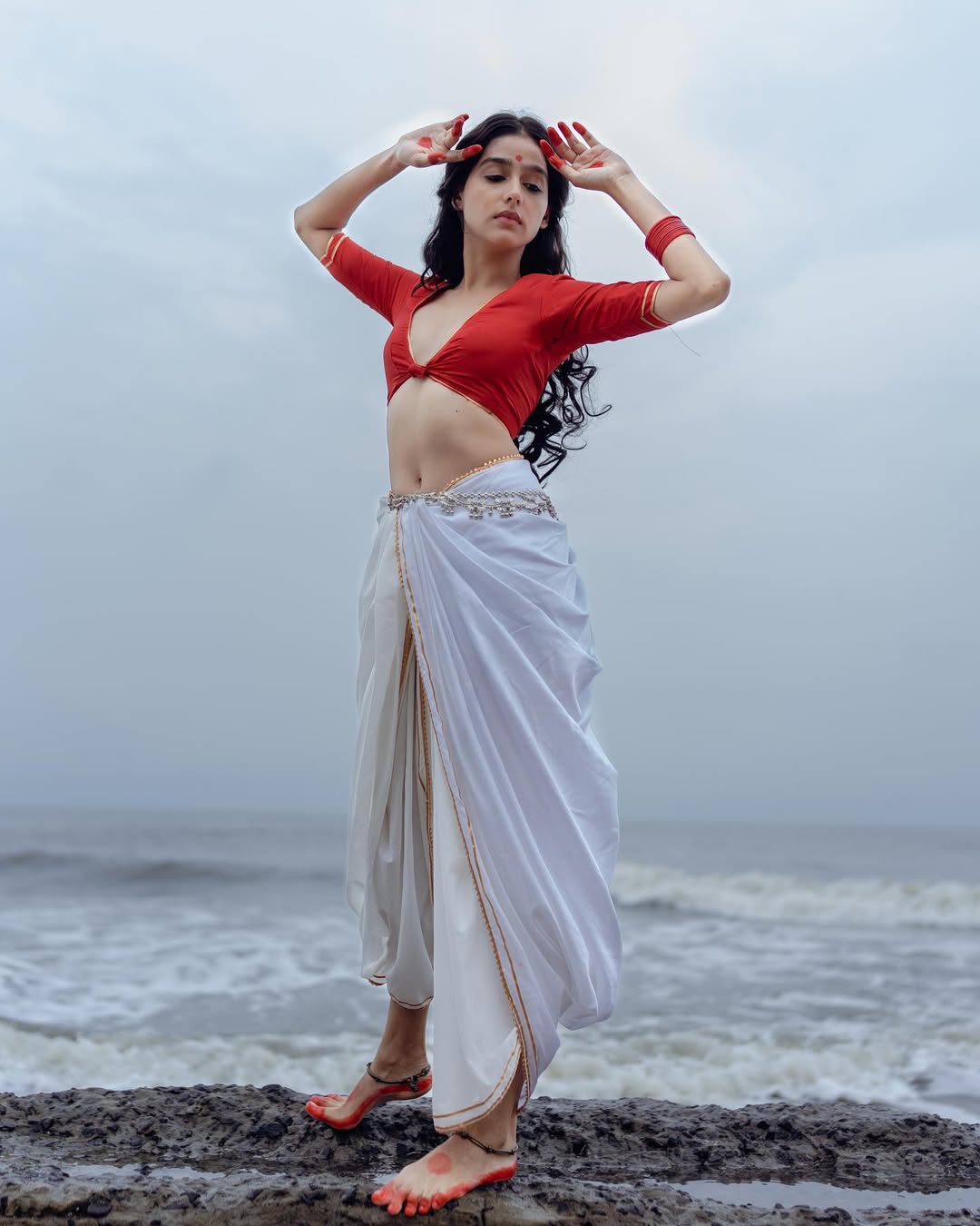 ఈ సినిమాలో అనస్వర రాజన్ హీరోయిన్గా ఎంపికైనట్లు ప్రచారం జరుగుతోంది.