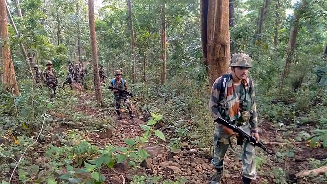 CRPF | తెలంగాణ, ఛత్తీస్గఢ్ సరిహద్దుల్లో సీఆర్పీఎఫ్ భారీ ఆపరేషన్.. 2 వేల మందితో కూంబింగ్