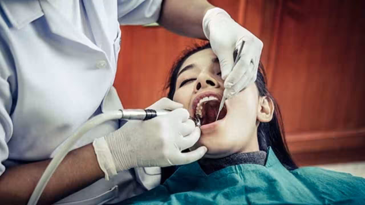 Dental Treatment | డెంటల్ ట్రీట్మెంట్ కోసం ప్లాన్ చేస్తున్నారా..? అయితే ఇది చదవండి..!