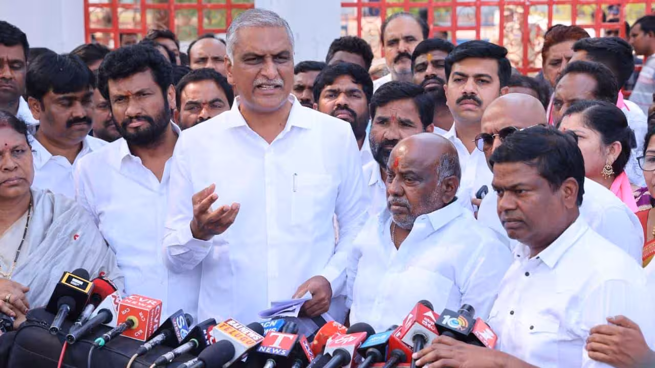 Harish Rao | రాహుల్.. రాజ్యాంగం ఖూనీపై నోరు మెదపరేం? : హరీశ్రావు