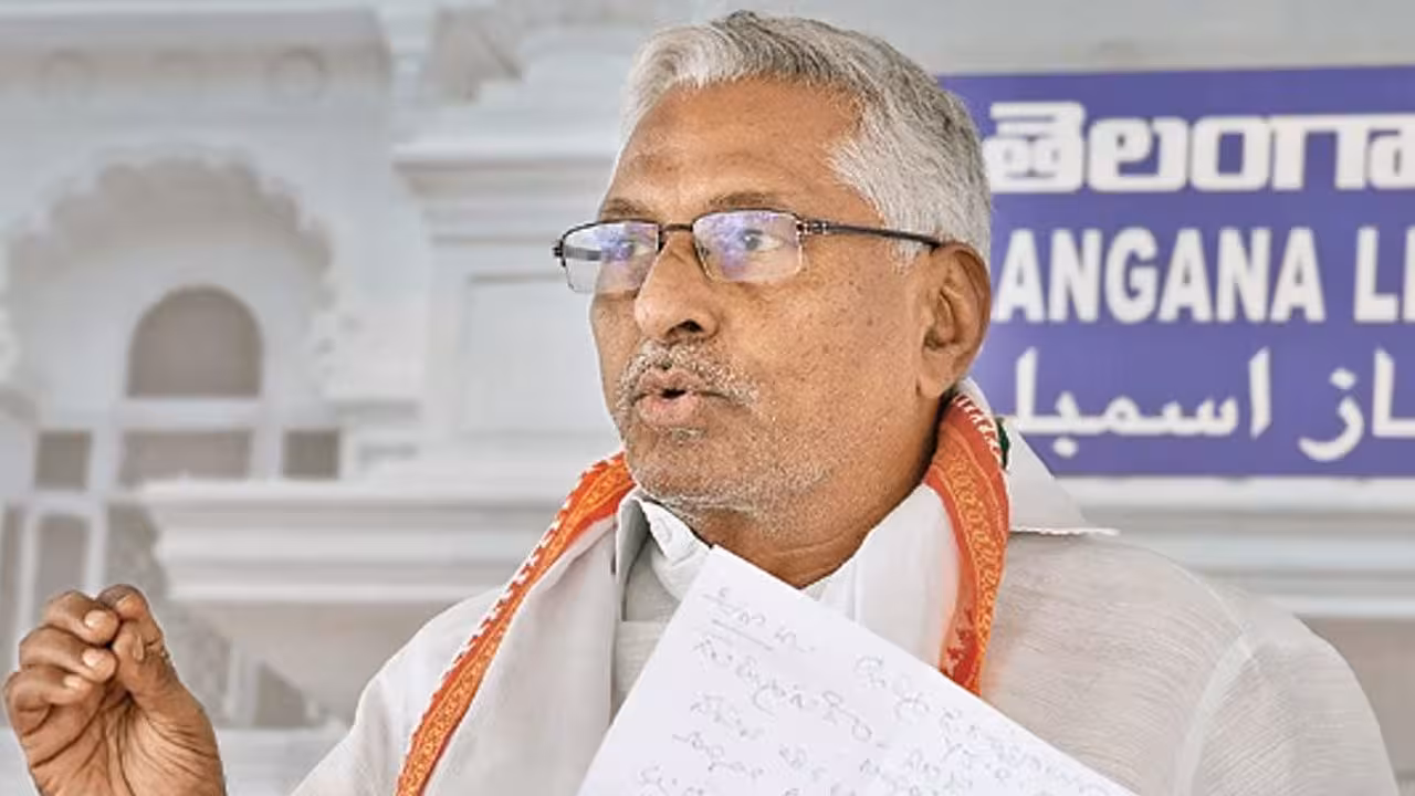 Jeevan Reddy | మాజీ ఎమ్మెల్సీ జీవన్ రెడ్డికి అస్వస్థత.. దవాఖానలో చికిత్స