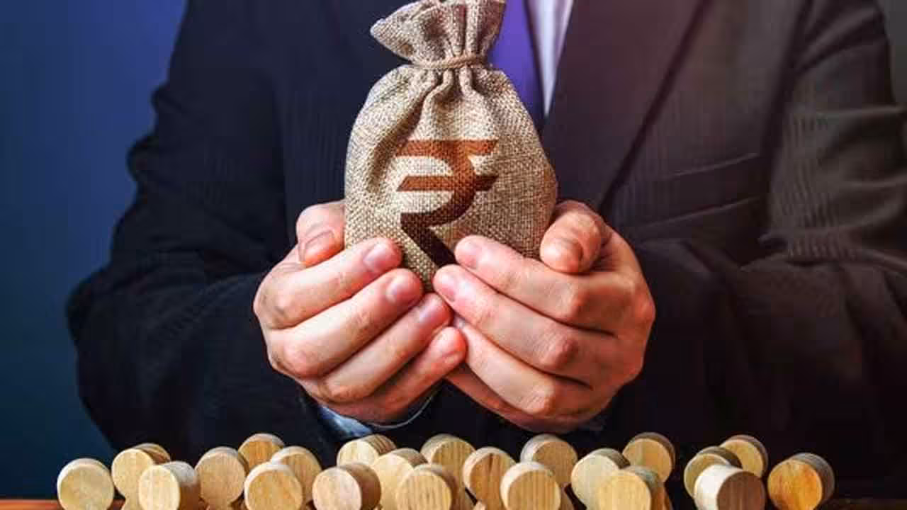 Loan On Fixed Deposit | మీకు ఎఫ్డీ ఉందా..? దానిపై ఎంత వరకు రుణం పొందవచ్చంటే..?