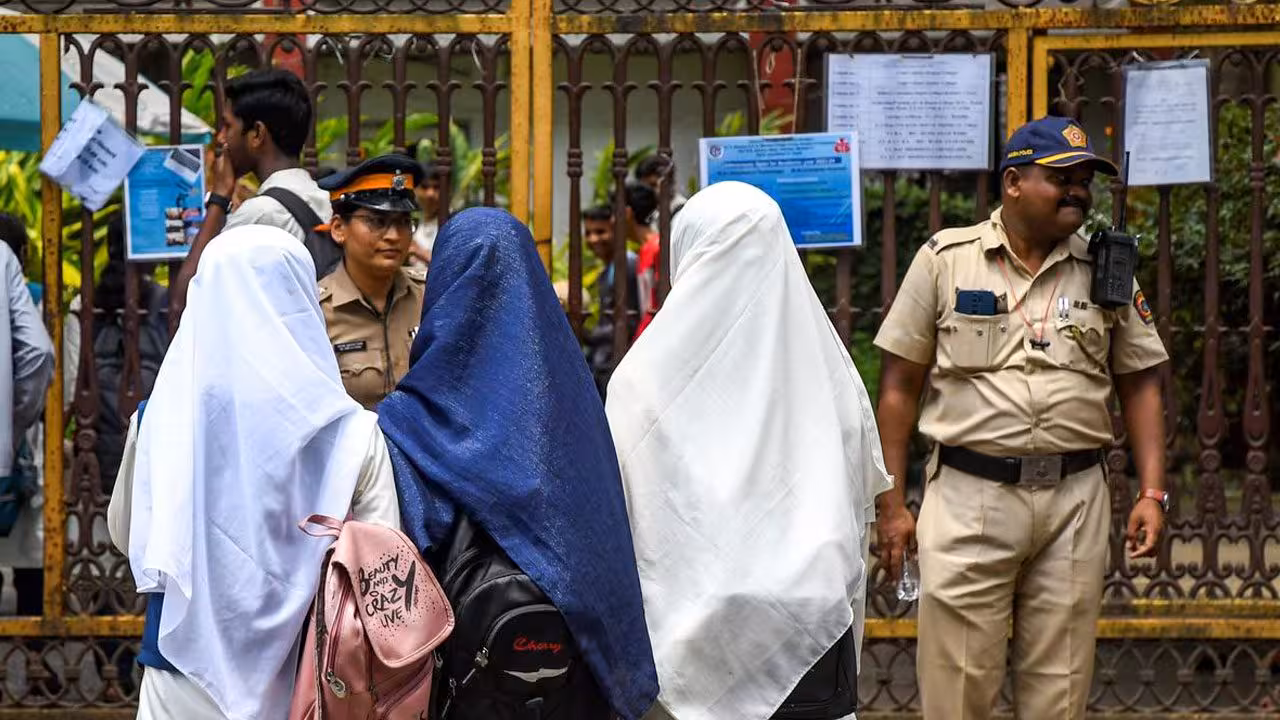 Muslim Quota | మహారాష్ట్రలో ముస్లిం కోటా రద్దు.. 11 ఏండ్ల నాటి రిజర్వేషన్లను కొట్టేసిన బీజేపీ సర్కార్