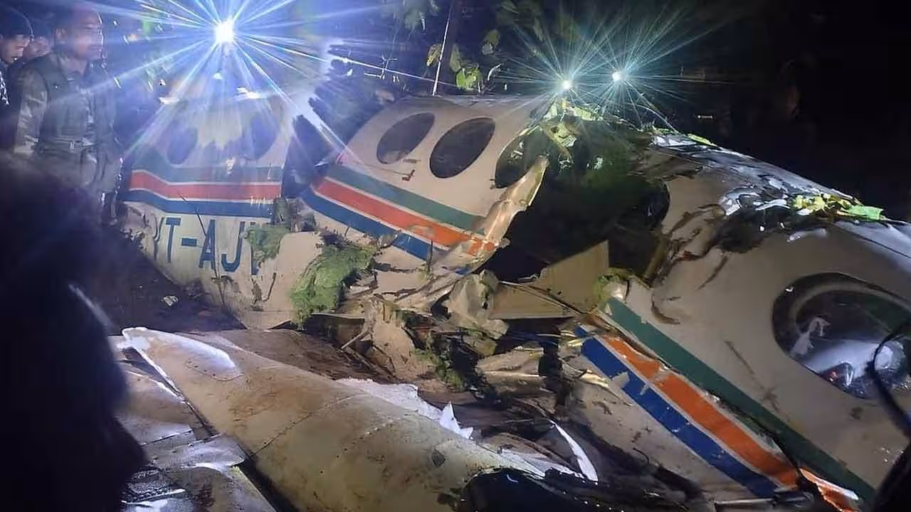 Air Ambulance | కుప్పకూలిన ఎయిర్ అంబులెన్స్.. ఏడుగురు దుర్మరణం