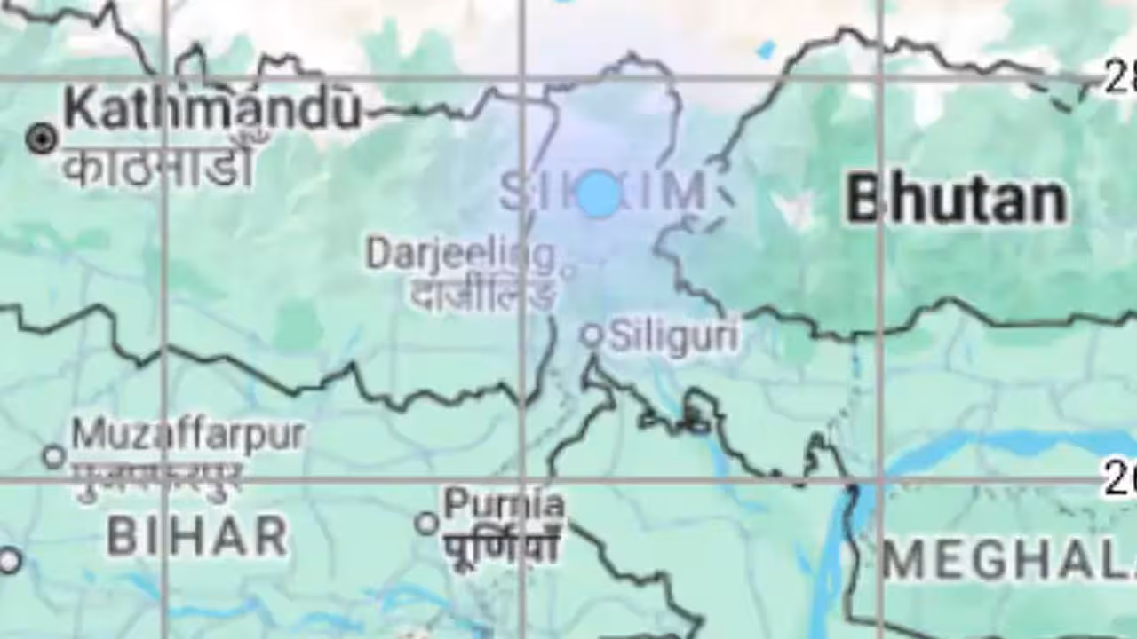 Earthquakes | సిక్కింలో అర్ధరాత్రి భూకంపం.. వరుస ప్రకంపణలతో వణికిపోయిన జనం