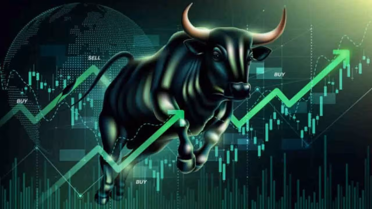 Stock Market | లాభాల్లోకి దేశీయ స్టాక్ మార్కెట్లు.. 480 పాయింట్లు పెరిగిన సెన్సెక్స్..!