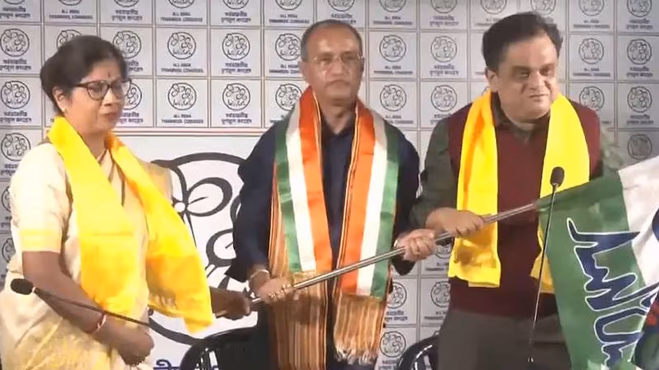 BJP | బెంగాల్లో కమలం పార్టీకి షాక్.. టీఎంసీలో చేరిన బీజేపీ ఎమ్మెల్యే