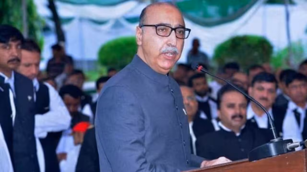 Abdul Basit | ముంబయి, ఢిల్లీ నగరాలపై దాడి చేస్తాం.. పాక్ మాజీ దౌత్యవేత్త బాసిత్ వివాదాస్పద వ్యాఖ్యలు..!