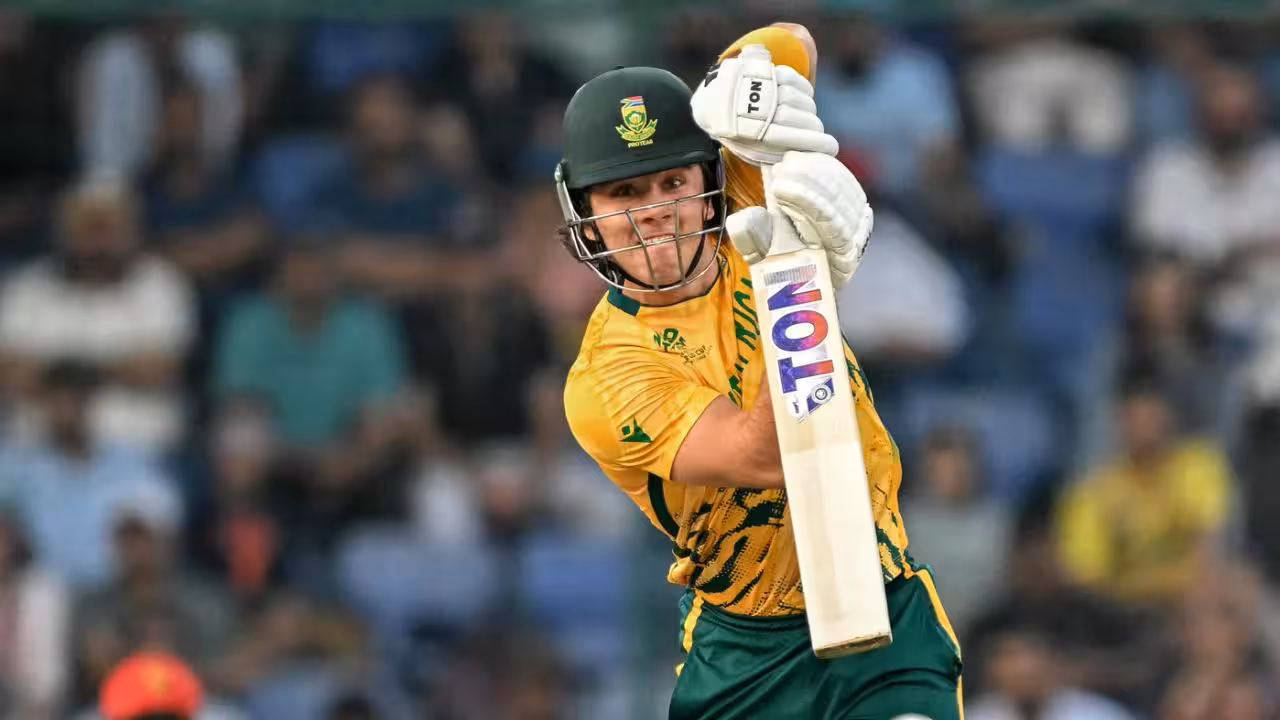 ZIM vs SA | విజయంతోనే సెమీస్లోకి.. జింబాబ్వేపై ఐదు వికెట్ల తేడాతో దక్షిణాఫ్రికా గెలుపు..!