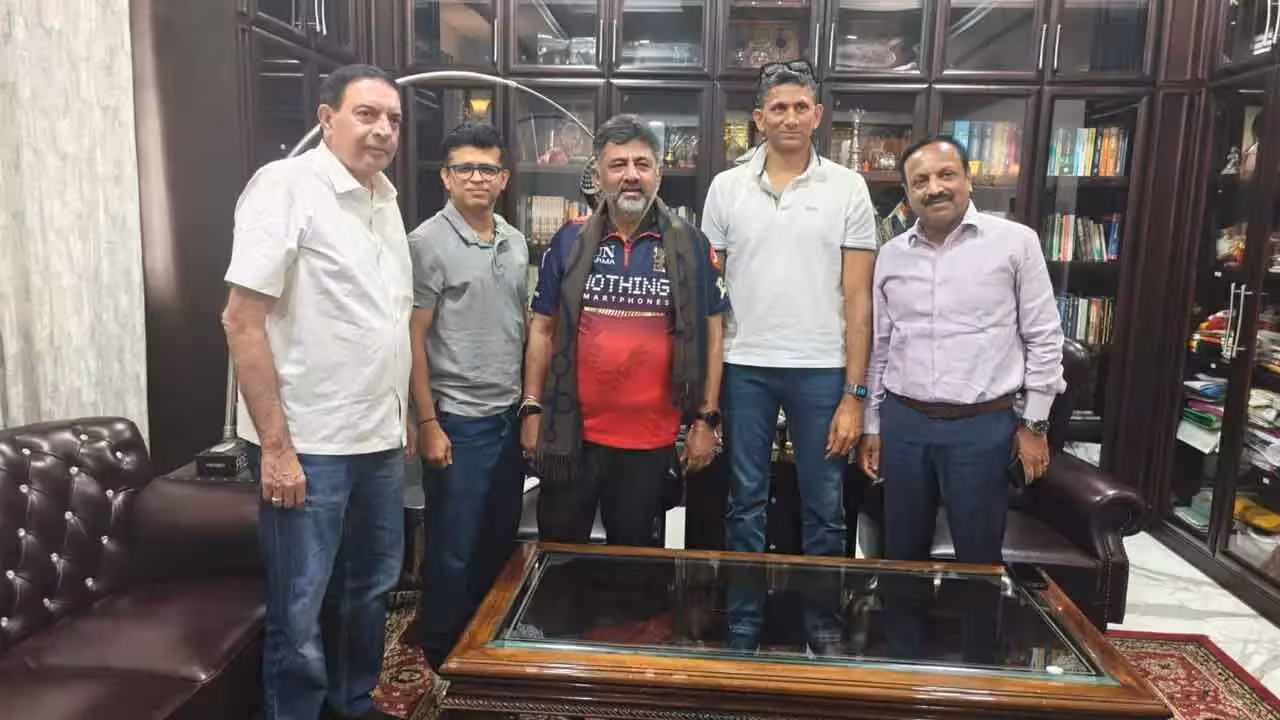 DK Shivakumar | కర్నాటకలో ఐపీఎల్ టికెట్ల వివాదానికి తెర.. వెల్లడించిన డిప్యూటీ శివకుమార్..!