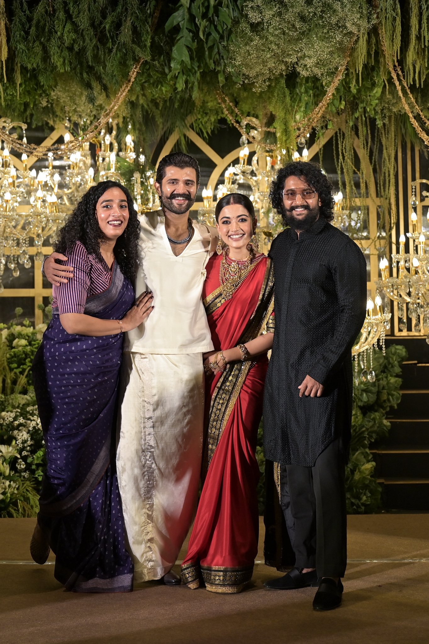 Virosh Wedding | గ్రాండ్గా విరోష్ రిసెప్షన్ – హాజరైన సినీ , రాజకీయ ప్రముఖులు - Image 8
