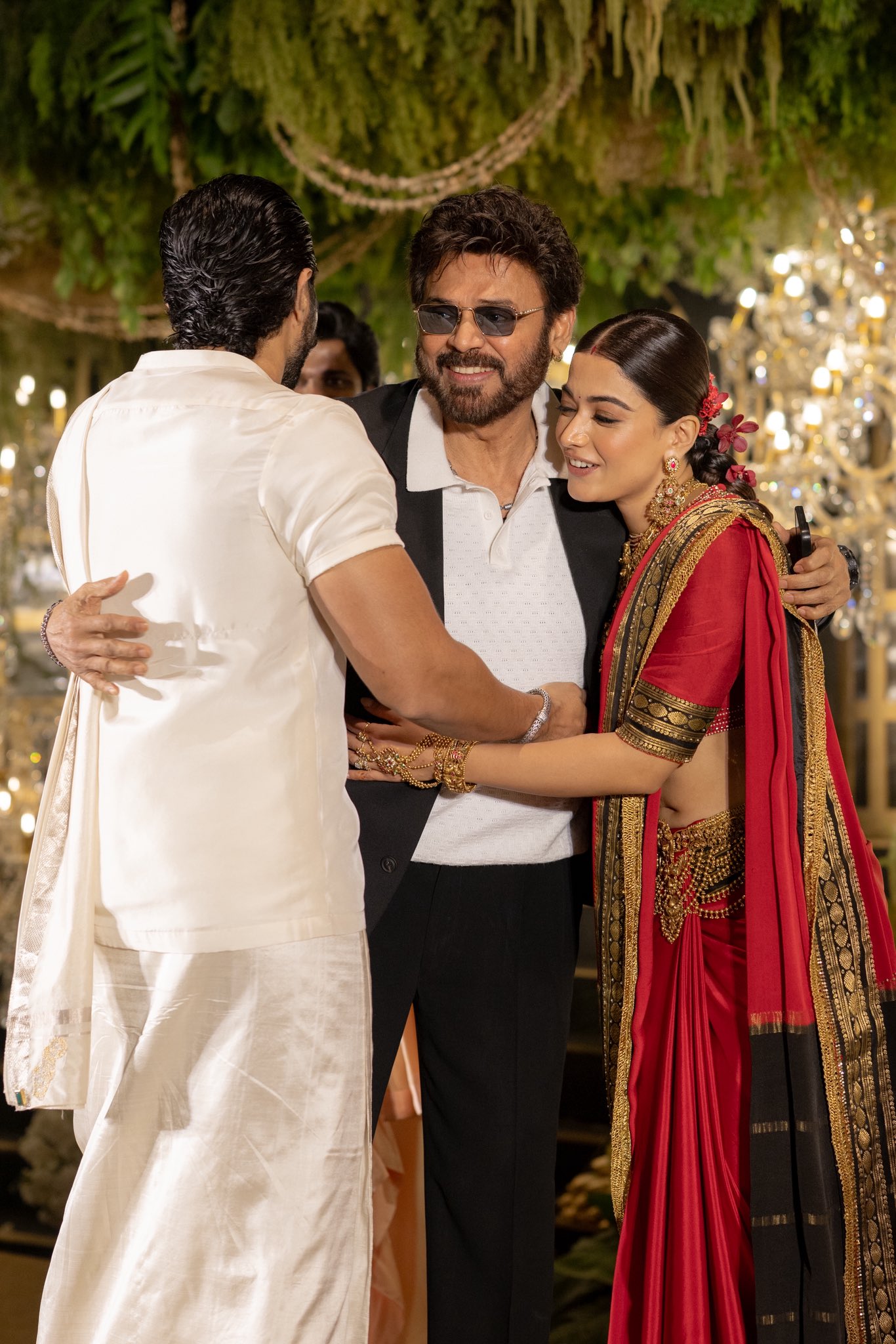 Virosh Wedding | గ్రాండ్గా విరోష్ రిసెప్షన్ – హాజరైన సినీ , రాజకీయ ప్రముఖులు - Image 11